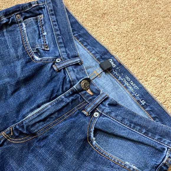 Gap women’s standard taper jeans - Picture 4 of 7